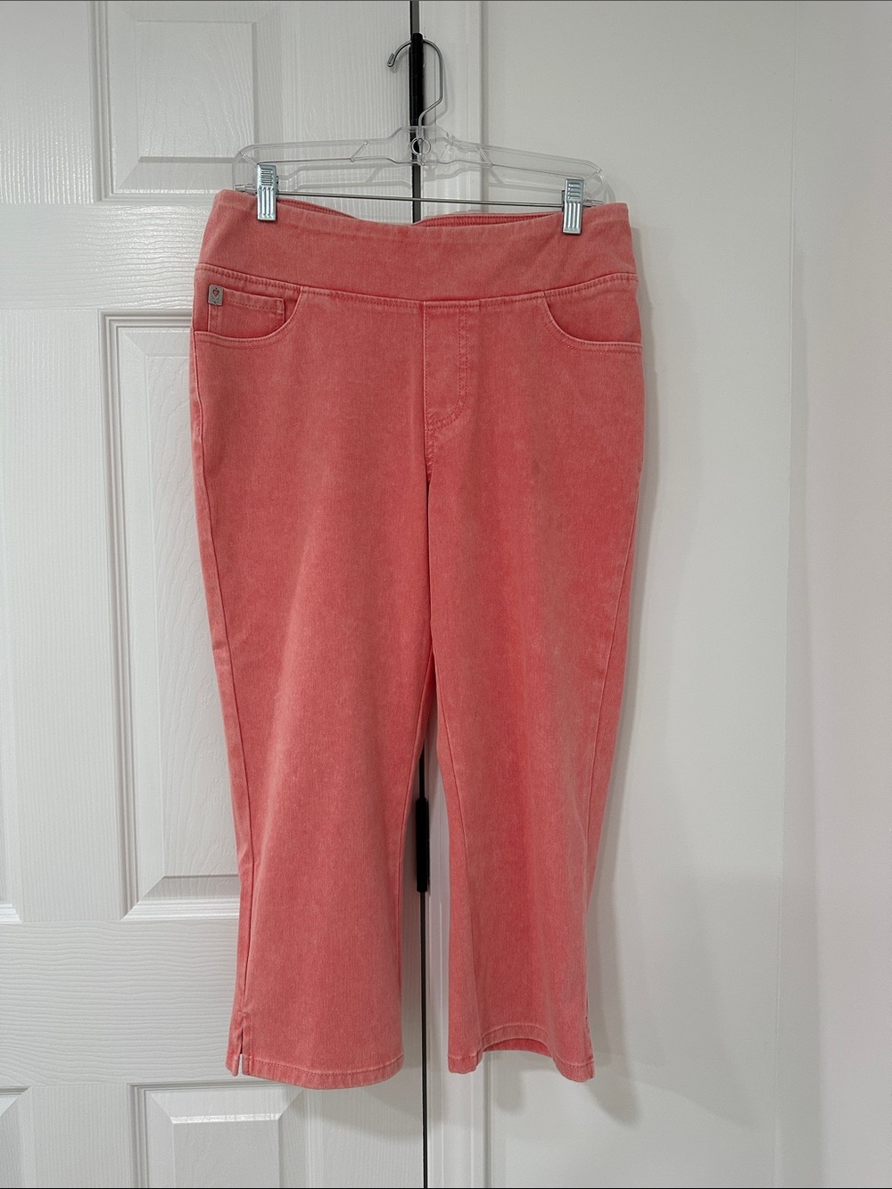 Belle by Kim Gravel Coral Pull-On Cropped Jeans
